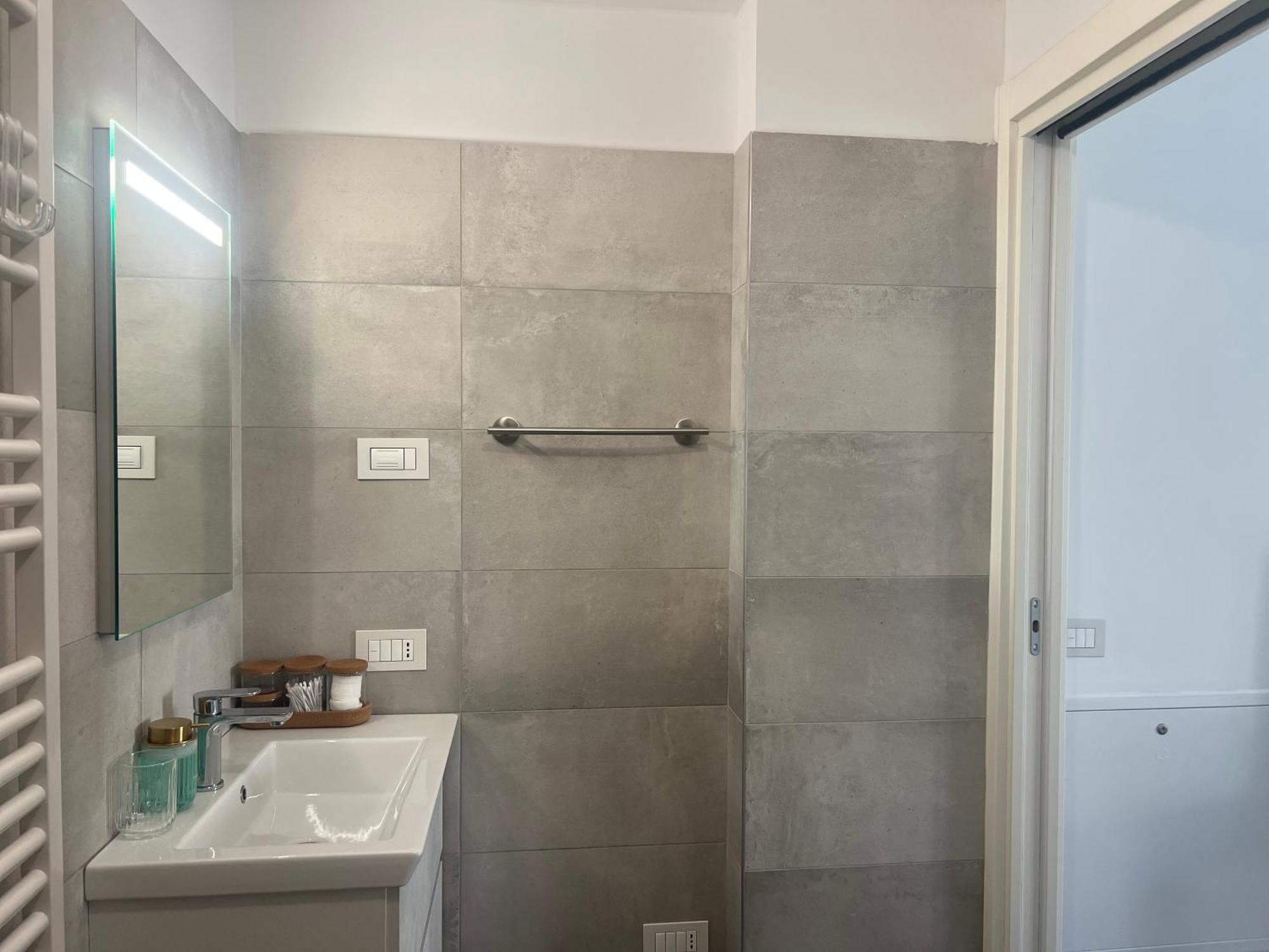 Apartamento Regina Milano In Melegnano - Wifi, Breakfast Box And Terrace Exterior foto