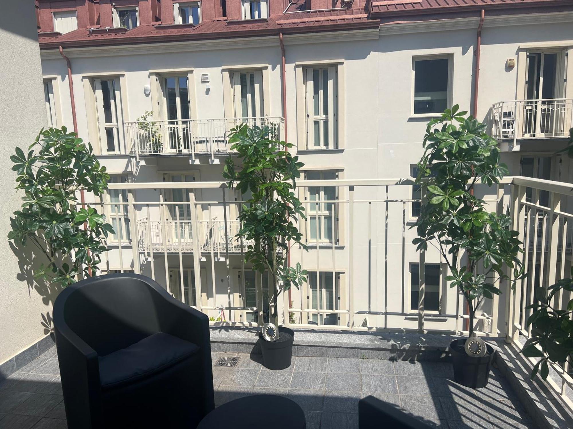 Apartamento Regina Milano In Melegnano - Wifi, Breakfast Box And Terrace Exterior foto